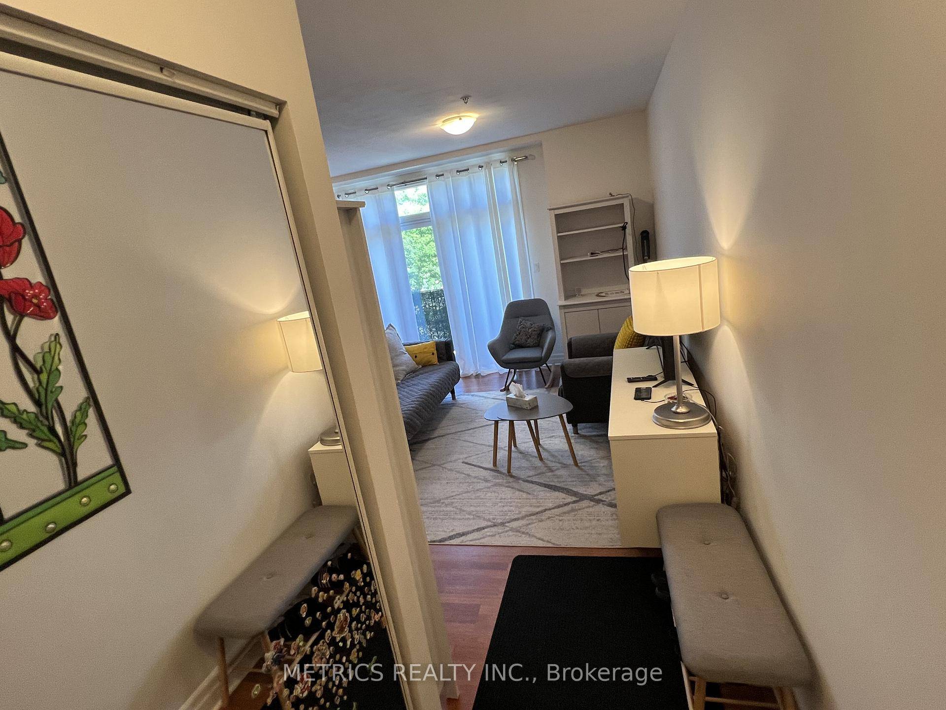 Welcome to vibrant Kerr Village !