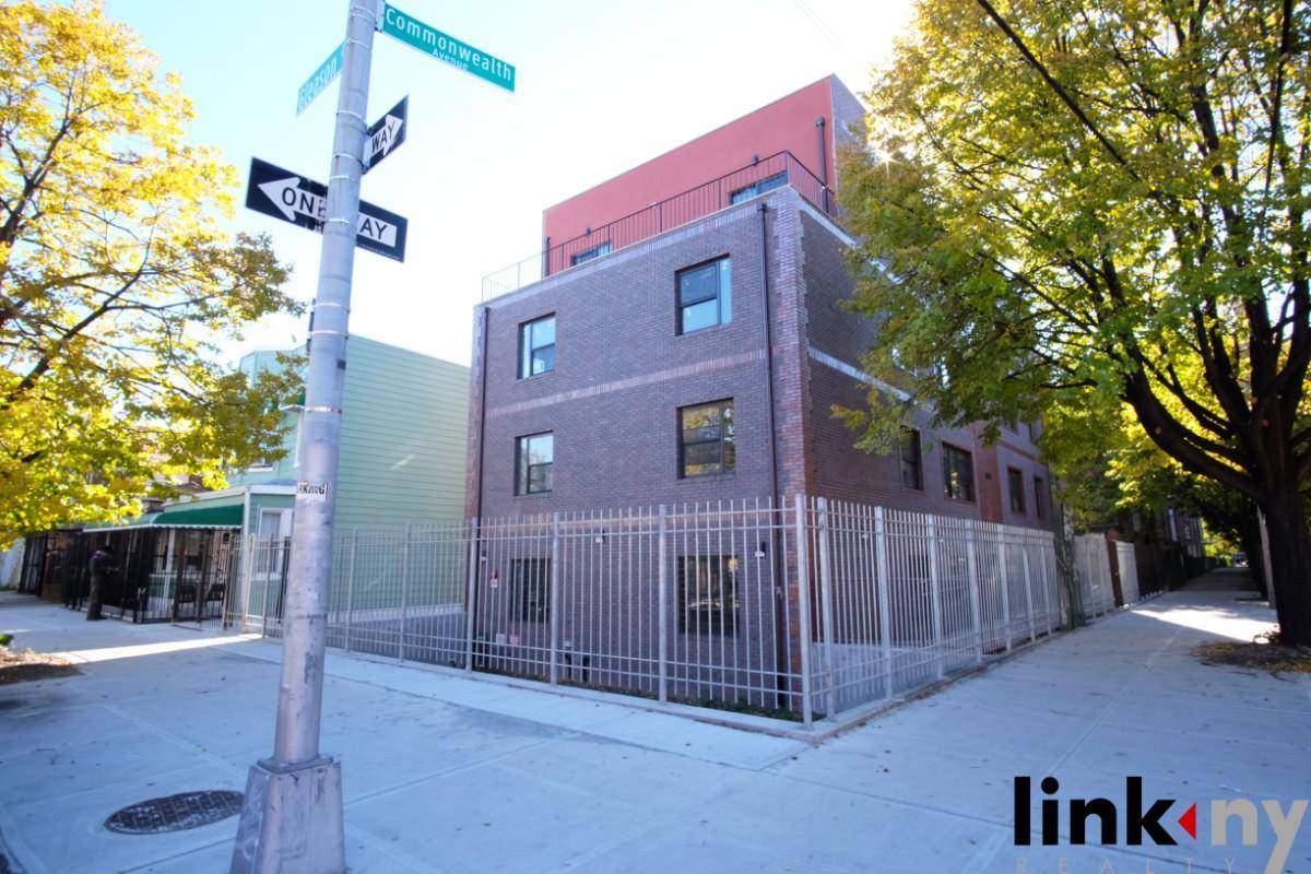 New development. This newly built eight unit building in the Bronx, consists of 3 three bedroom apartments, 5 two bedrooms.