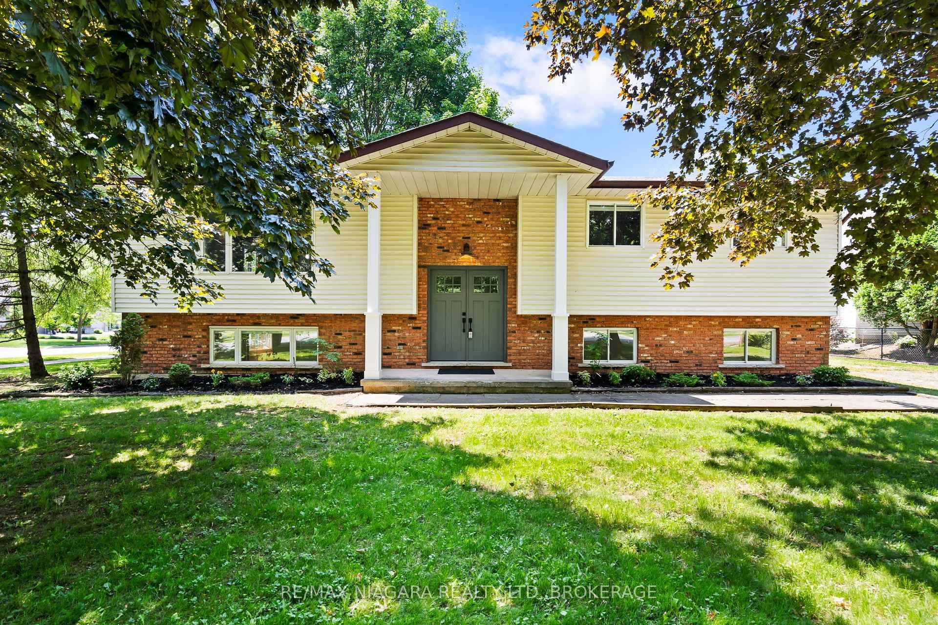 Welcome to this beautifully renovated home in the charming community of Fenwick, Pelham.
