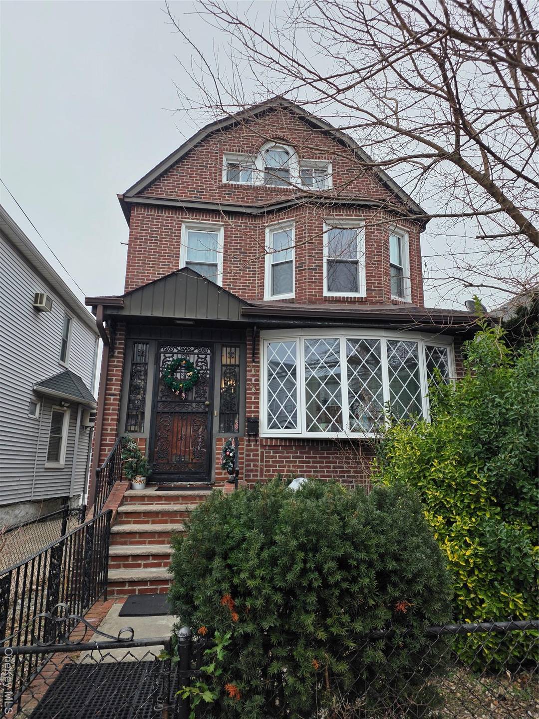 Excellent investment opportunity in the heart of Flushing, detached brick with R4 1 Zoning can convert to 2 family.