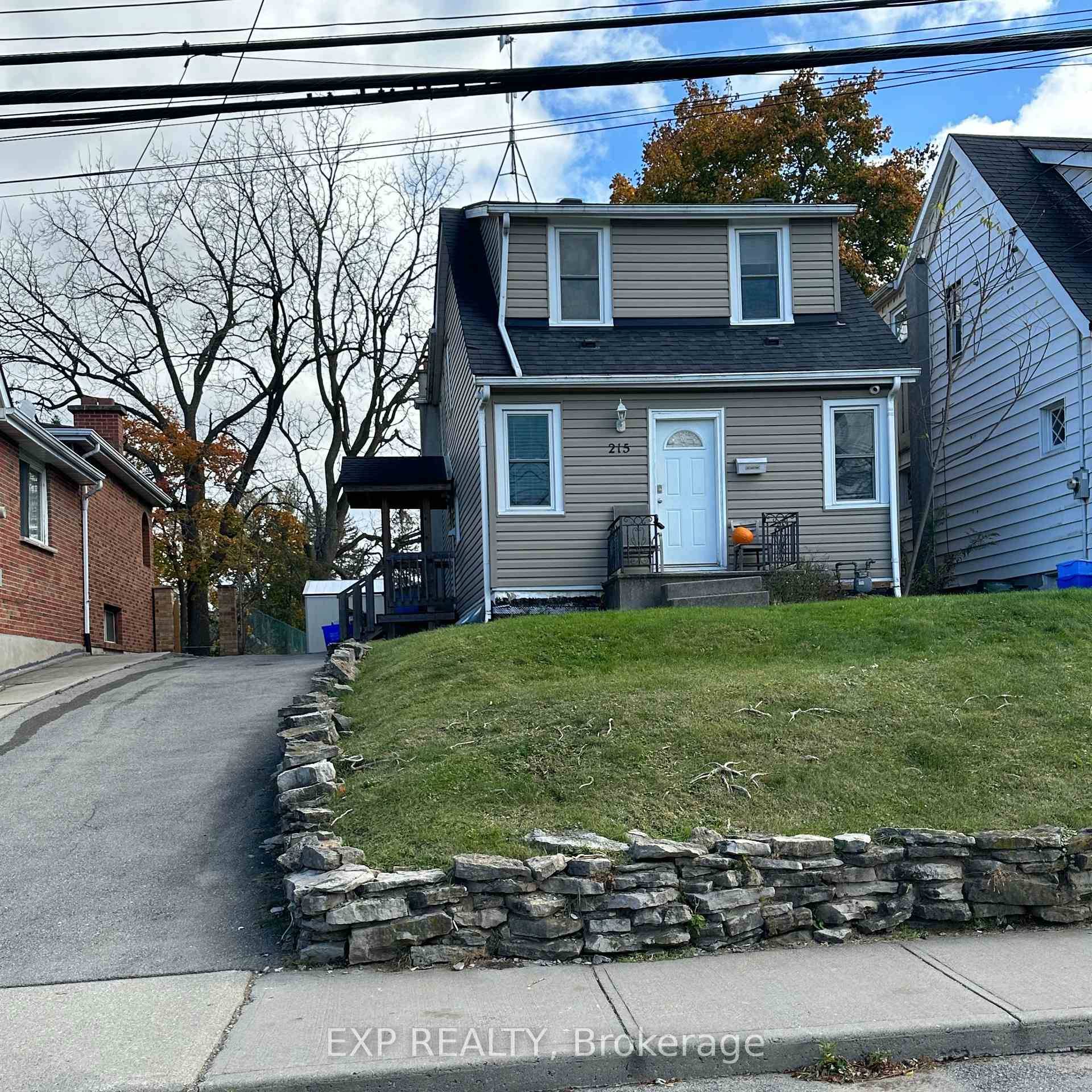 High Demand Ainslie Wood Prime Investment Opportunity Awaits the Savvy Investor !