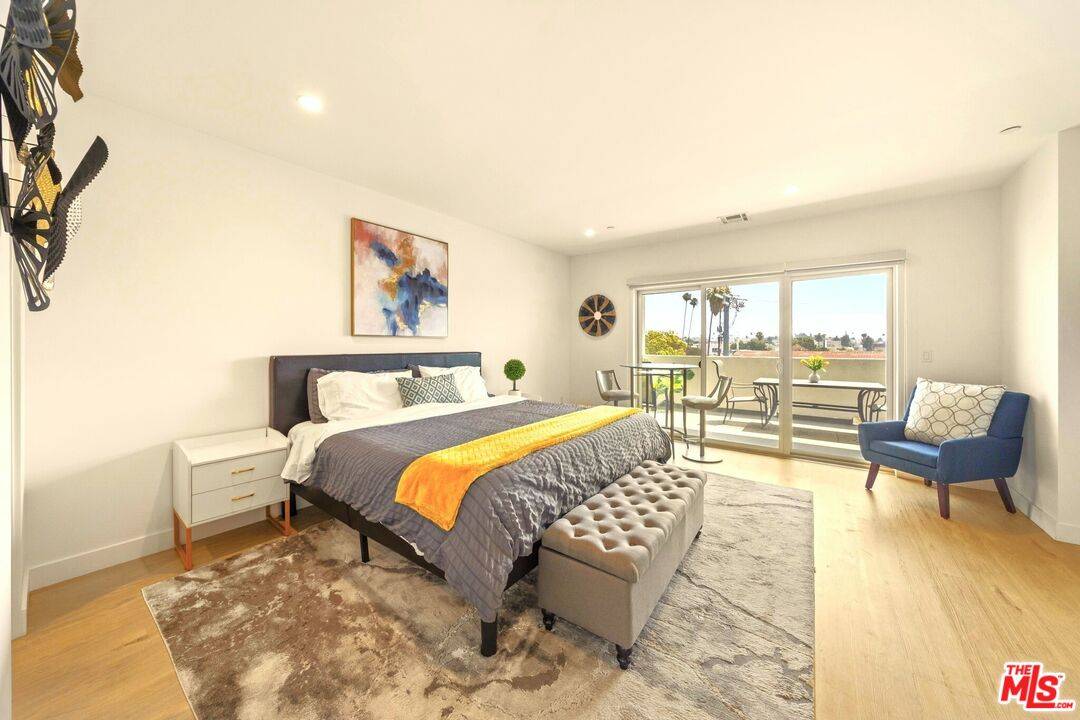 497  N St Andrews Pl 3BR Mid Wilshire La