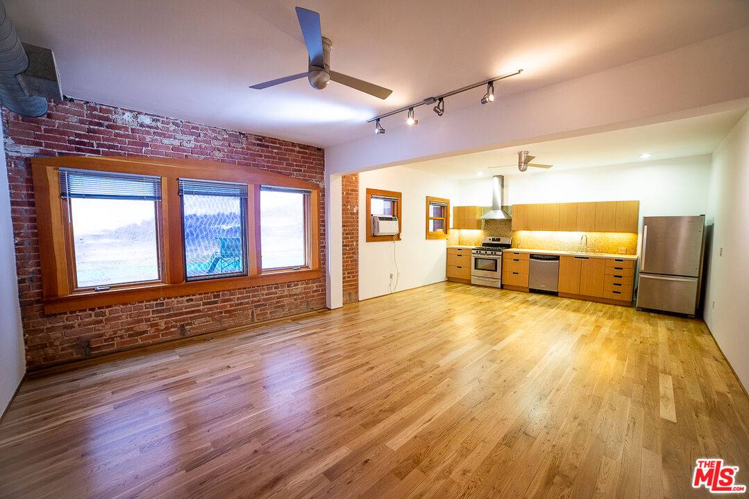 8 Brooks Ave 1.0 Marina Del Rey LA