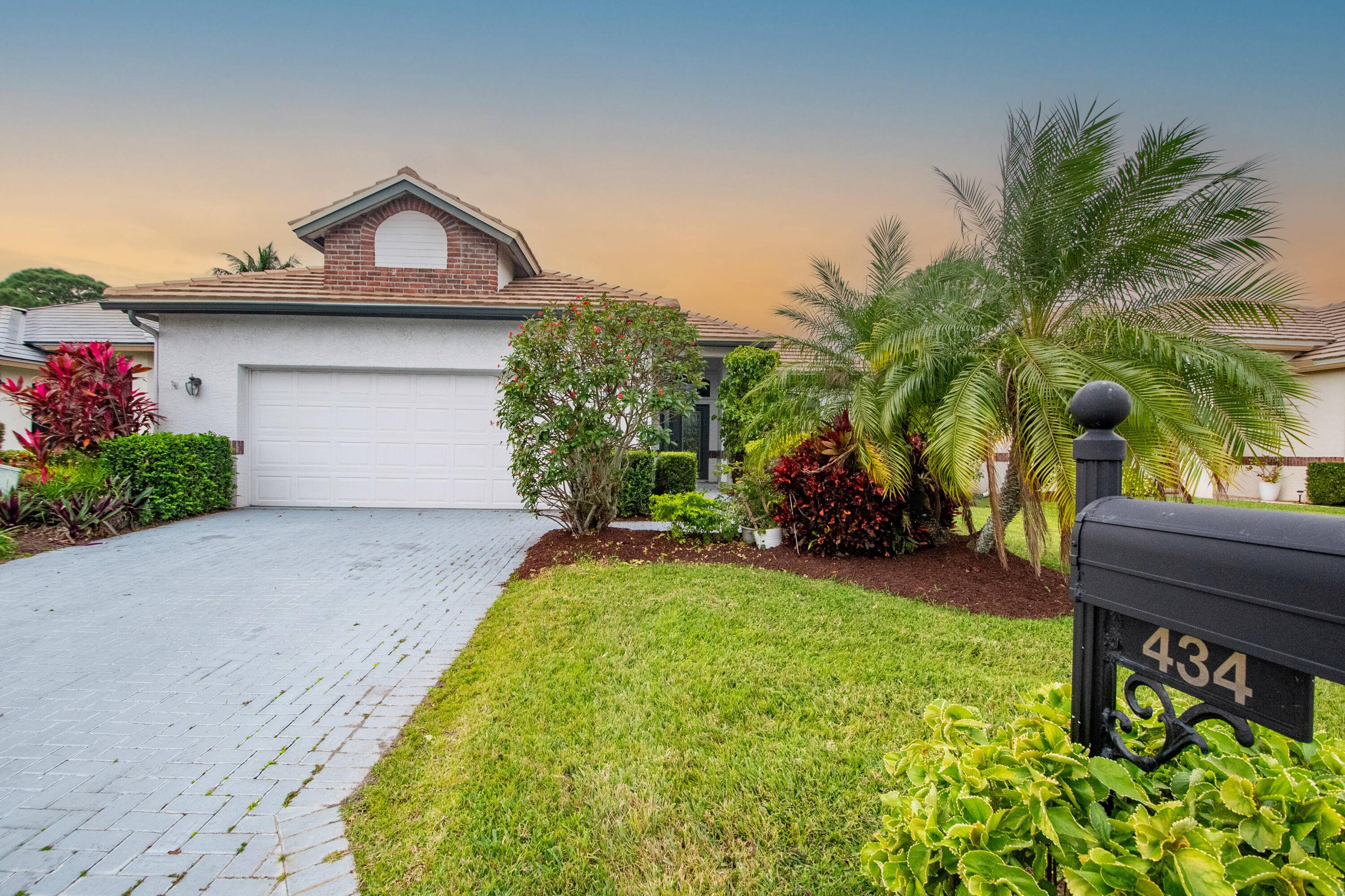 Welcome to this beautiful meticulously maintained Single Family Home with pool, located in one of the most desirable neighborhoods in Presidential Cove in St Lucie West.