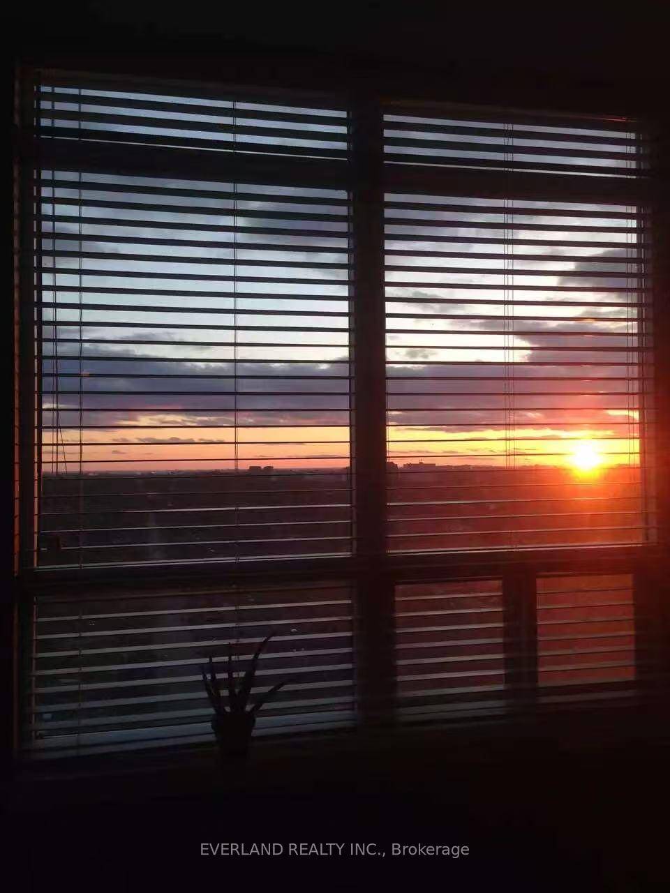 Absolutely Stunning Two Bedroom At The Residence Of Avondale By Shane Baghai In North York, Beautiful West Exposure With Balcony.