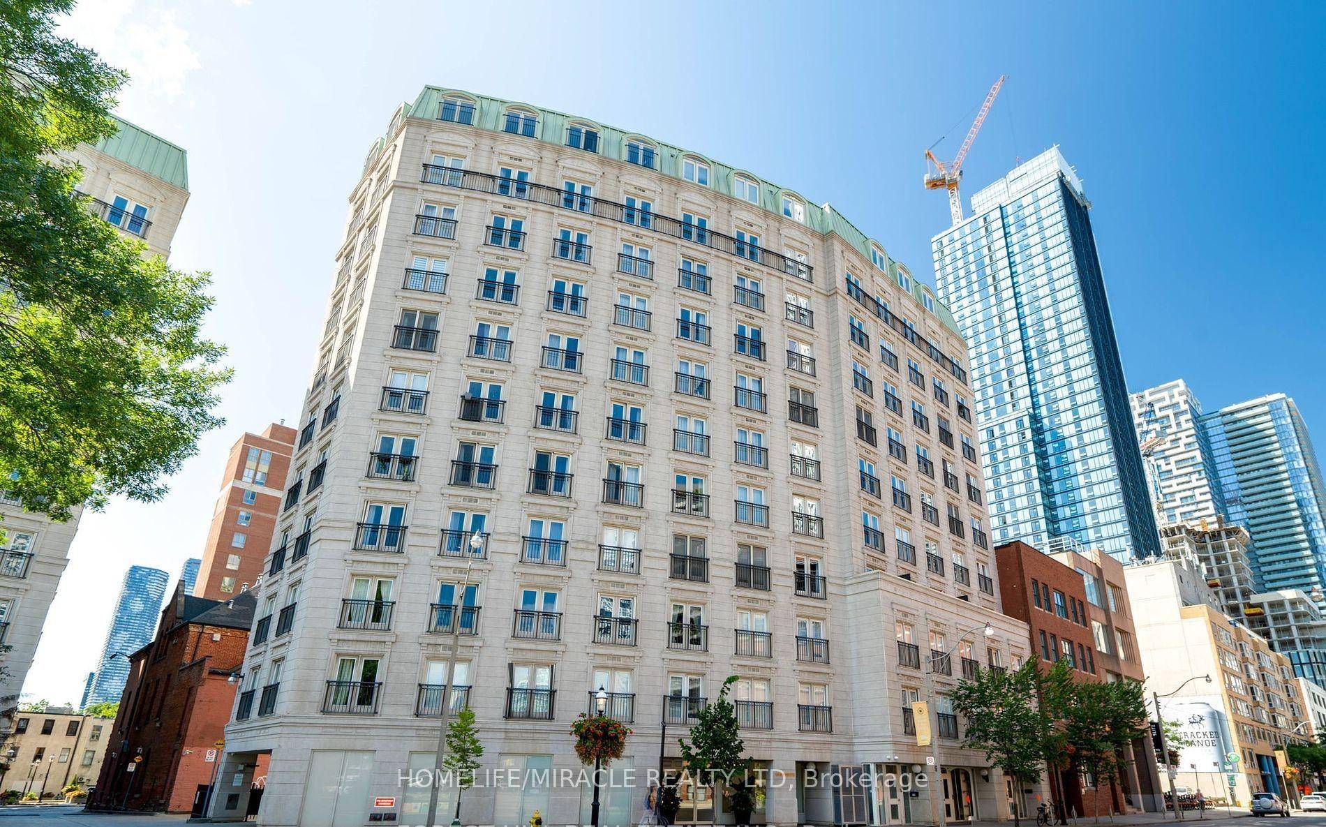 Welcome to The French Quarter II, a beautifully upgraded one bedroom condo in Toronto's vibrant core available to move in July 1st !