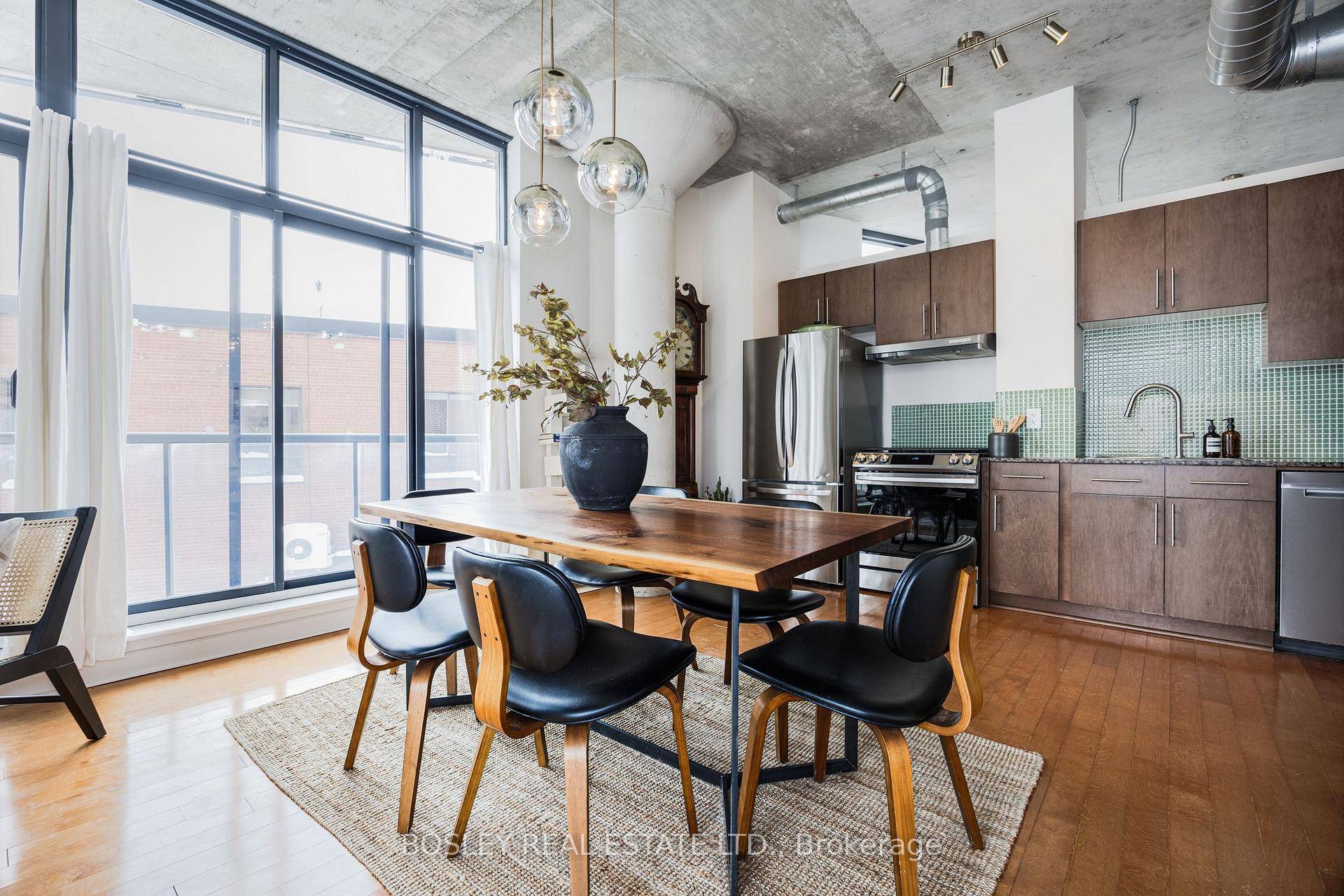 Experience The Ultimate In Urban Living In This Sleek And Stylish 2 Bedroom, 2 Bathroom Corner Loft.