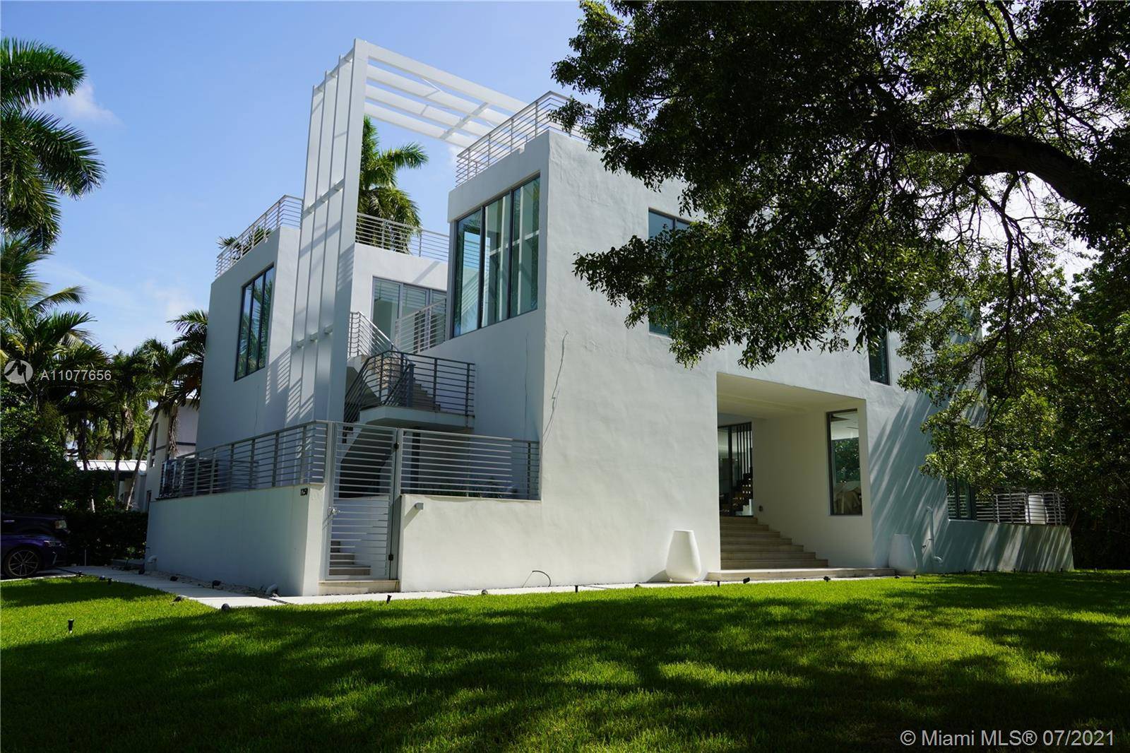 New, contemporary style villa at the entrance to San Marco Island.