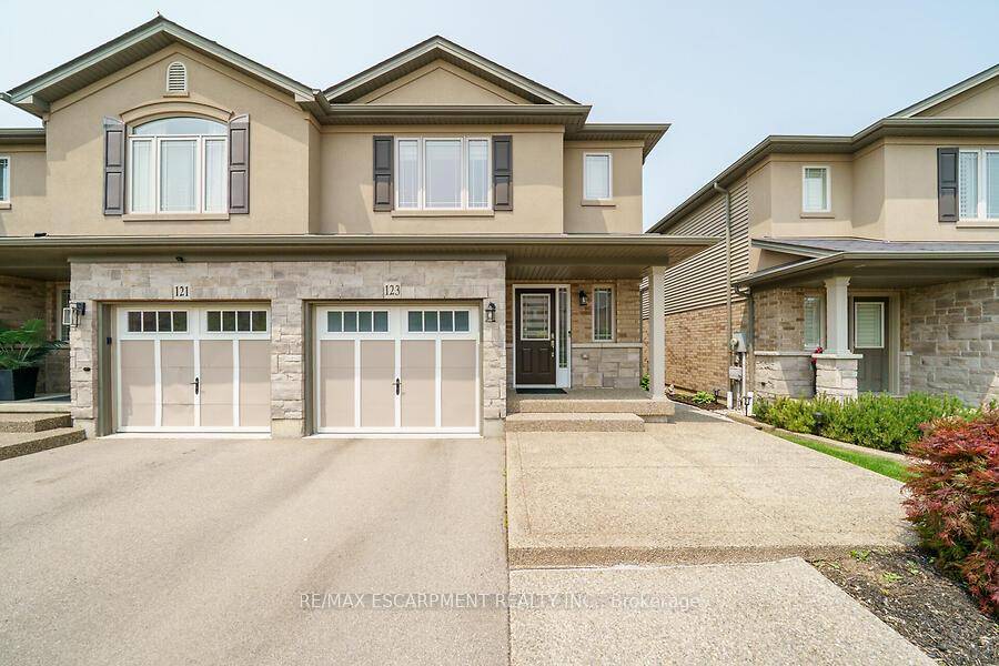 This custom designed 1, 700 sq.