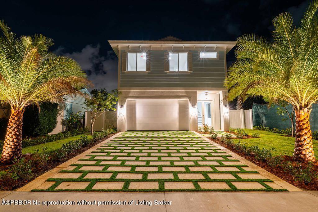 New construction, move in ready, 2899 total sq ft on Auburn Drive in the desirable College Park neighborhood of Lake Worth Beach just one block from the Intracoastal waterway.