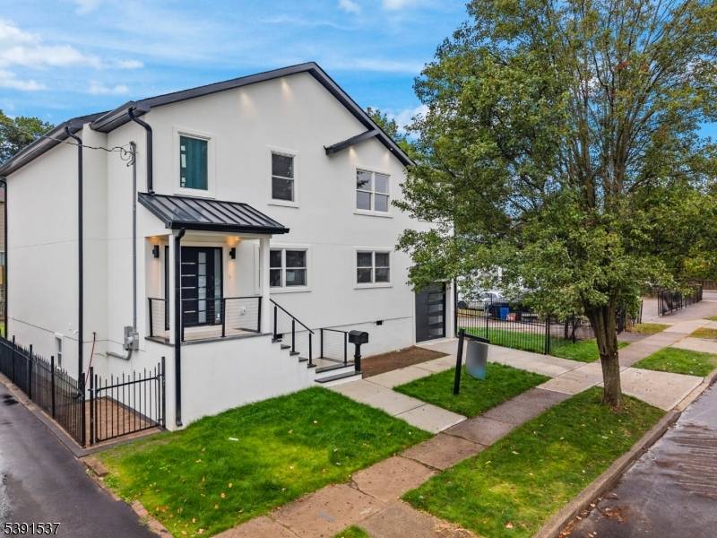 Hadley Ave Clifton City New Jersey Single-Family