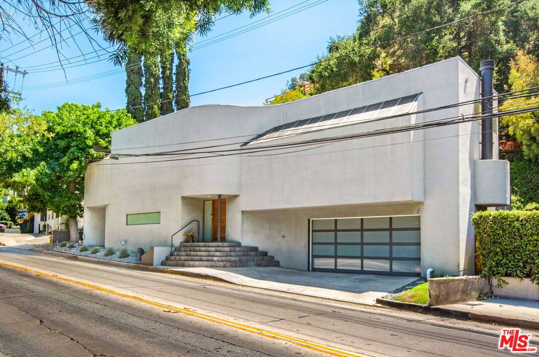 2710 Laurel Canyon Blvd 2BR Hollywood Hills East La