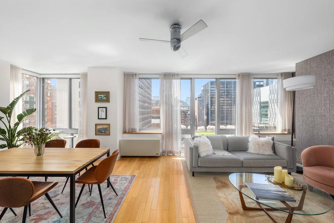 Triple Exposure with Unobstructed Views.