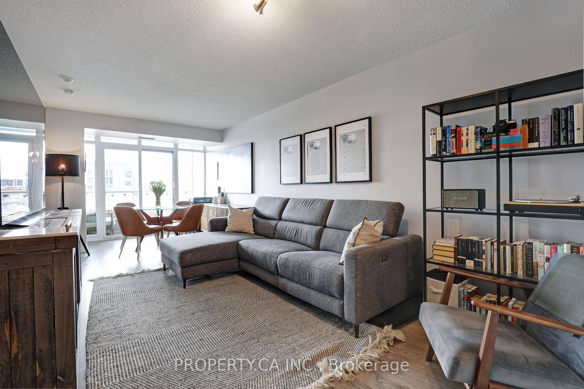 Welcome to Your Dream Condo in the Heart of Liberty Village.