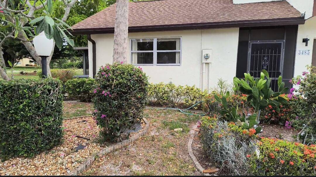 Back on Market, Buyer couldn't close.