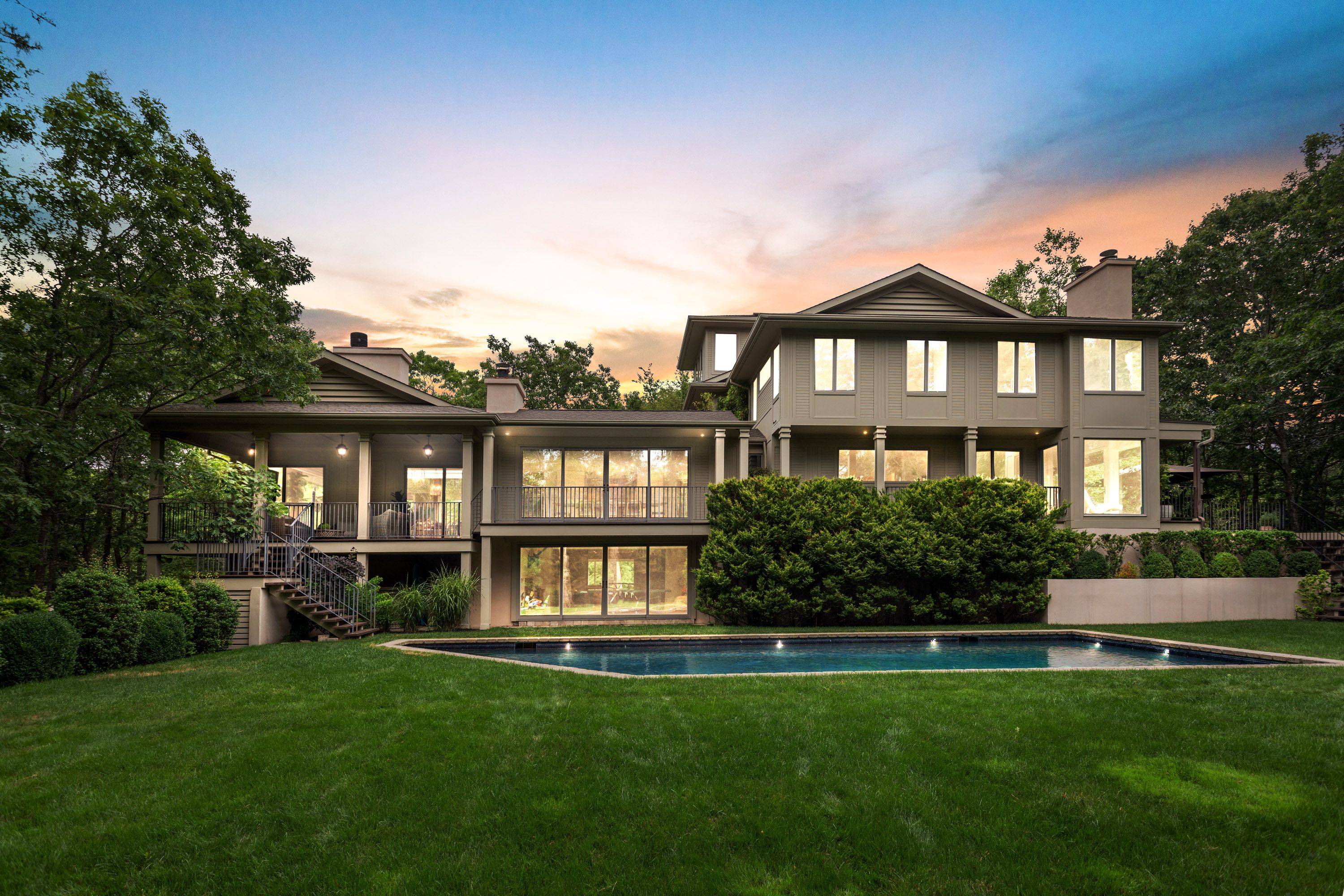 Soutampton Modern Home