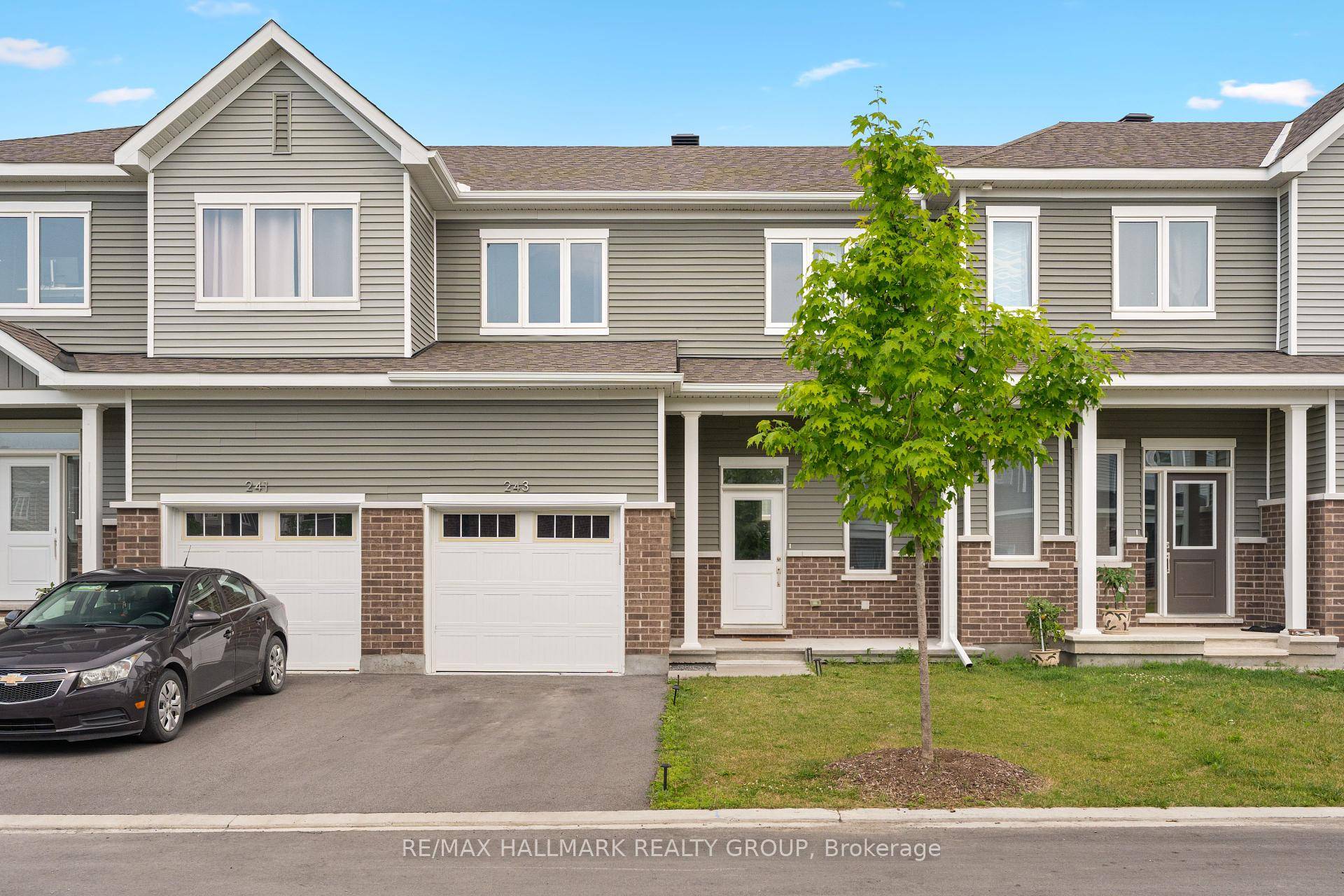 Welcome to 243 Surface Lane, a bright and comfortable family home in the heart of Barrhaven.