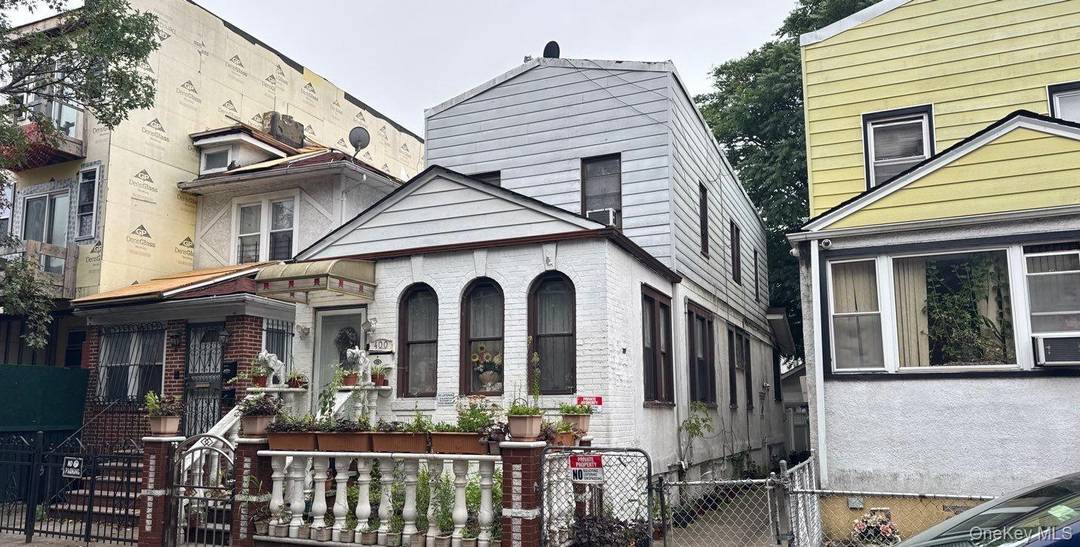 This Colonial Style Home Features 3 Bedrooms, 1.