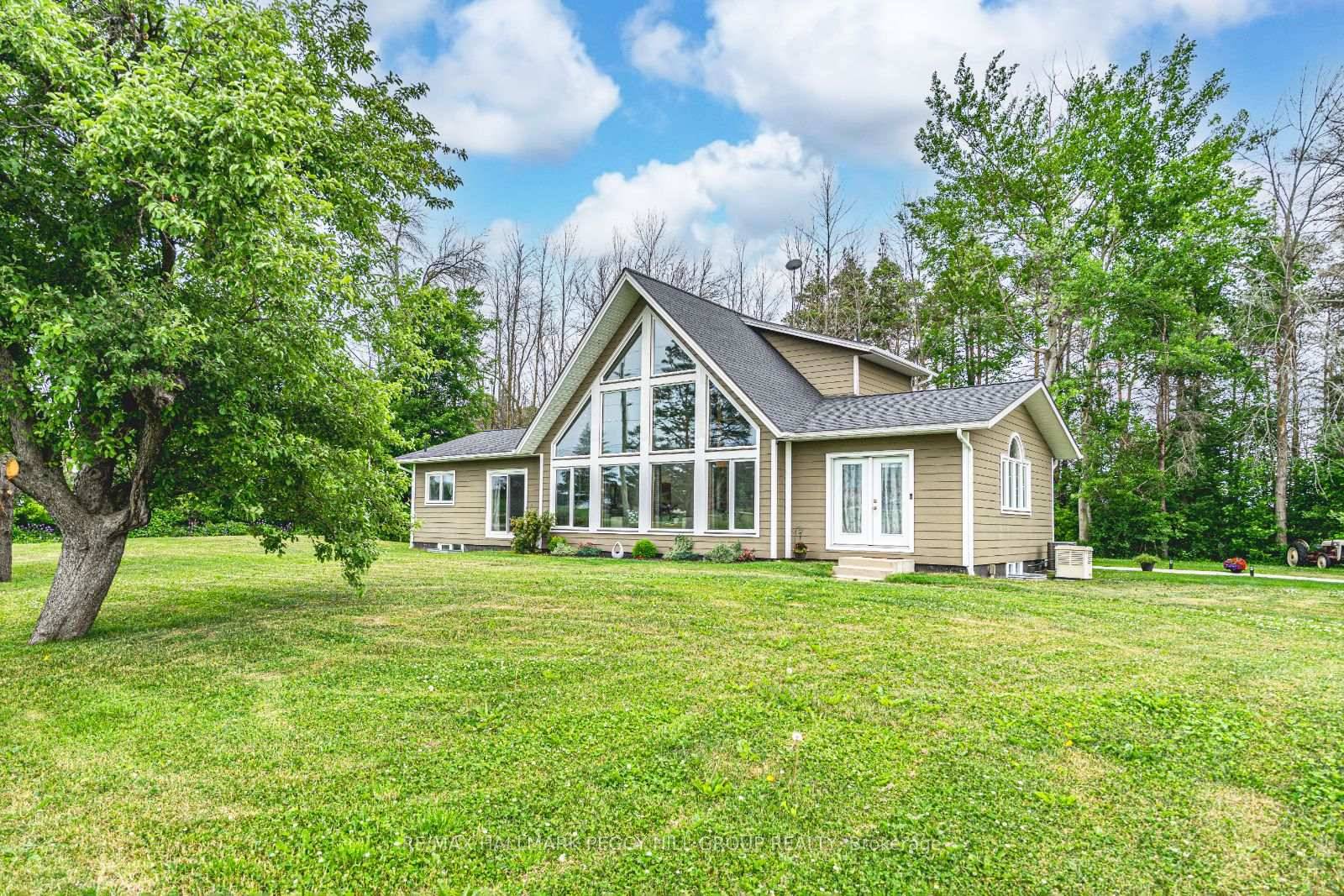 BOLD ARCHITECTURE, LUXURY UPGRADES, A HEATED 3 BAY SHOP, amp ; SEPARATE 200 AMP SERVICE TO BOTH THE HOUSE amp ; THE SHOP ON OVER HALF AN ACRE OF COUNTRY ...