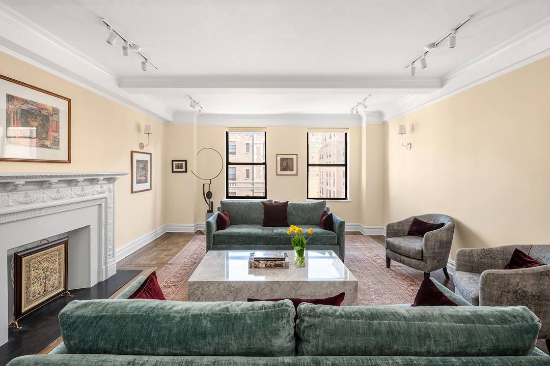 Situated on the corner of West End Avenue and 73rd Street, in one of Manhattan s more quiet and coveted neighborhoods, Residence 12MA at 277 West End Avenue is an ...