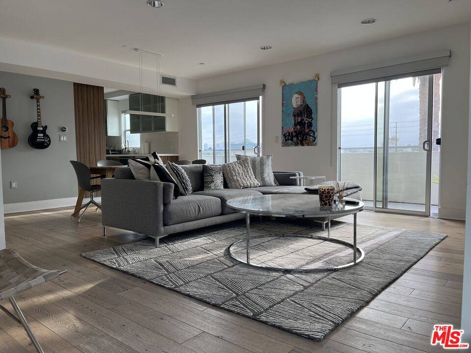 932  N Alfred St 3BR Sunset Strip La