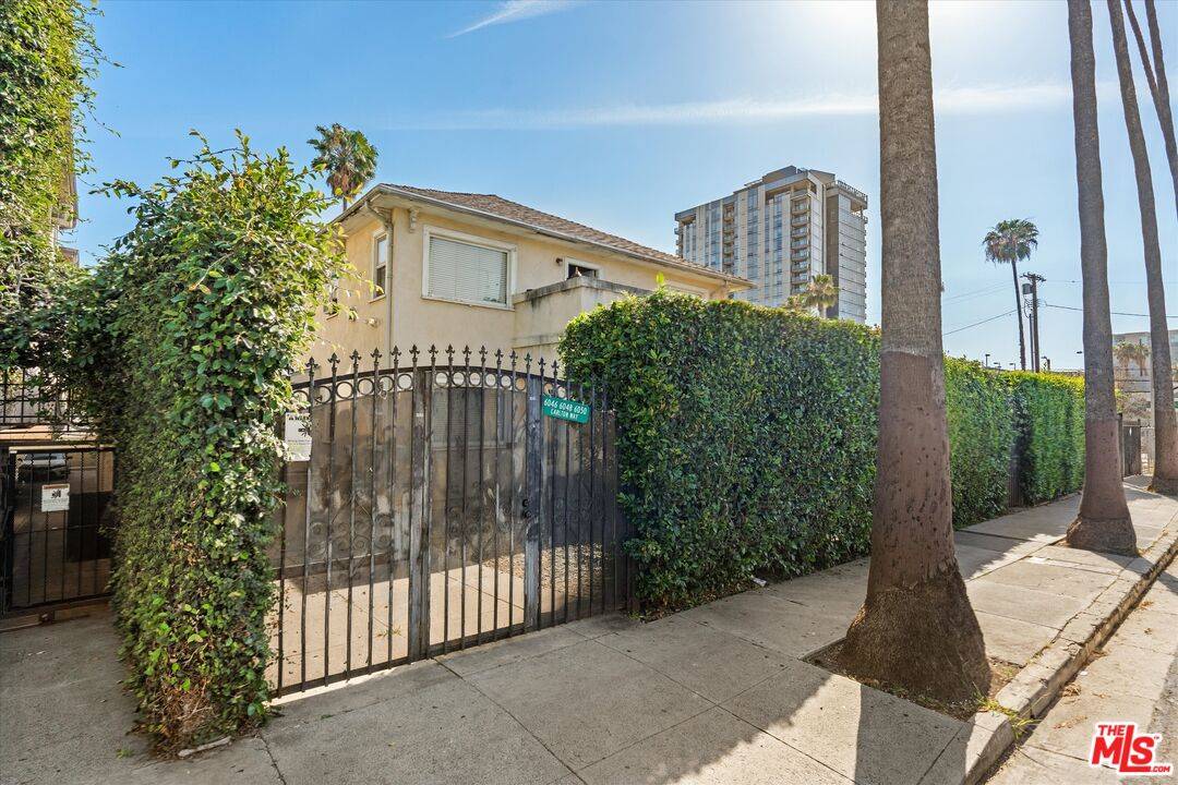 6046 Carlton Way 5BR Hollywood Hills East La