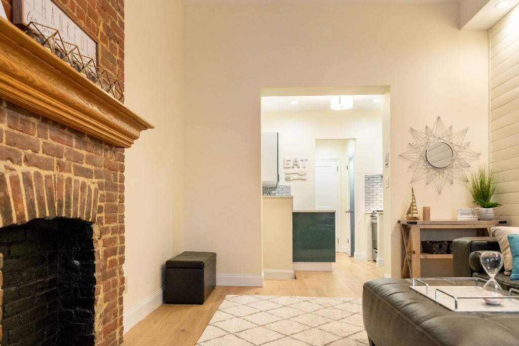 LOW MAINTENANCE Zestimate price is prior to renovations Quiet tree lined street, Whole Foods, Trader Joe's right around the corner House like living, walk in and out without having to ...