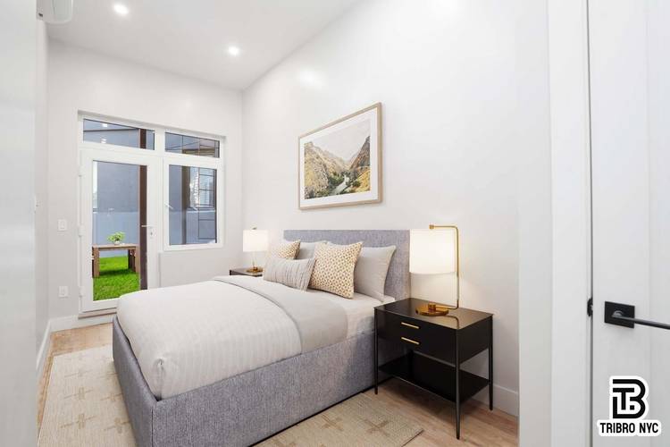 Brand New Stunning 3 Bed 2 Baths in the Heart of Bushwick Williamsburg Border with PRIVATE ROOF TERRACE !