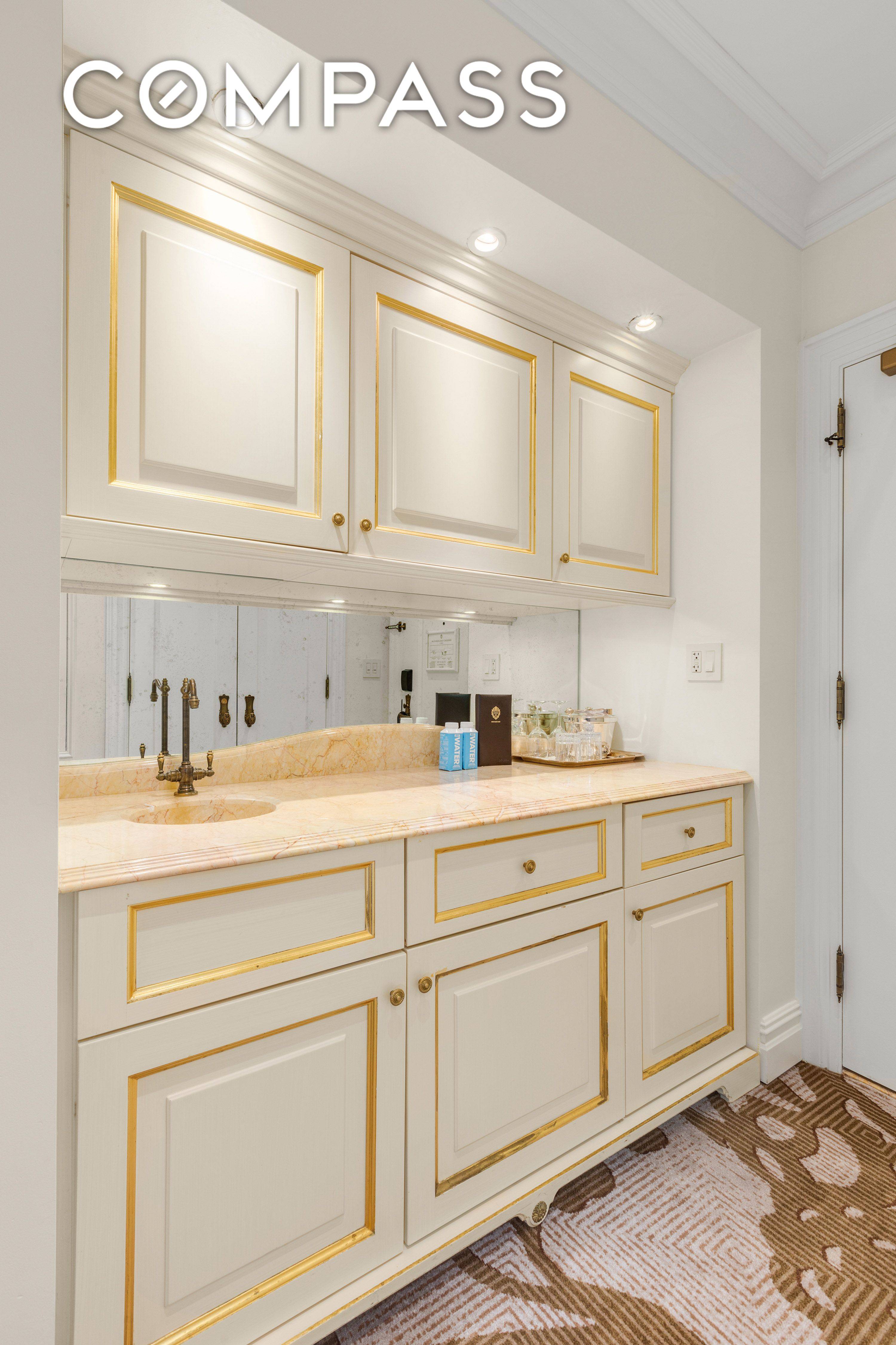 Welcome to one of the most sought after Plaza Hotel suites an exquisitely appointed pied a terre offering both personal enjoyment and income generating potential.