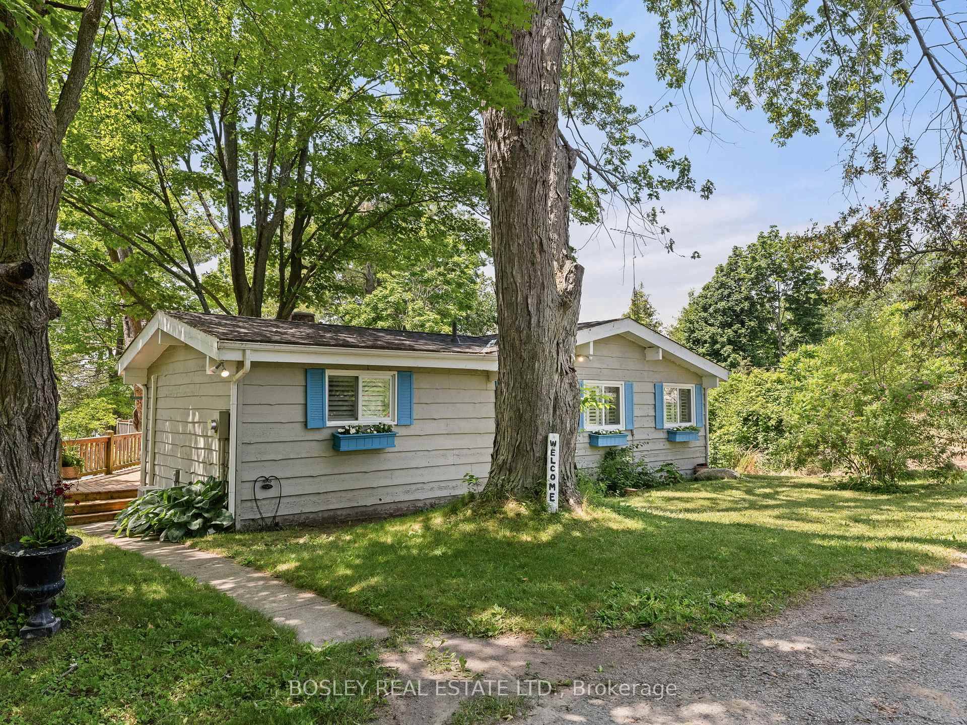 Discover the very best of Rice Lake living with this beautifully renovated, four season lakeside home.