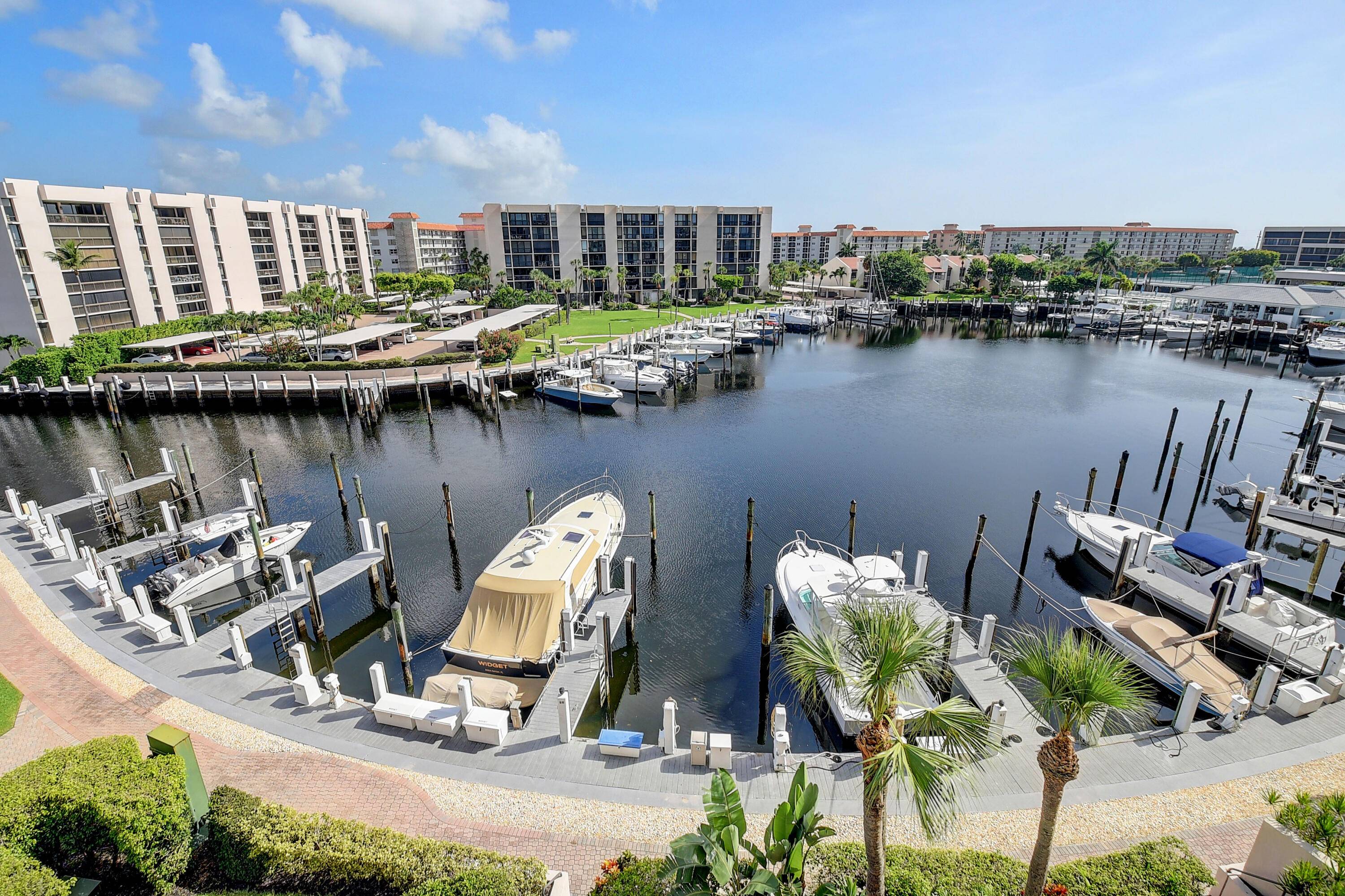 BEAUTIFULLY RENOVATED BEING SOLD COMPLETELY FURNISHED 2 BEDROOM 2 BATH CONDO IN THE G BUILDING 1, 020 SQ.