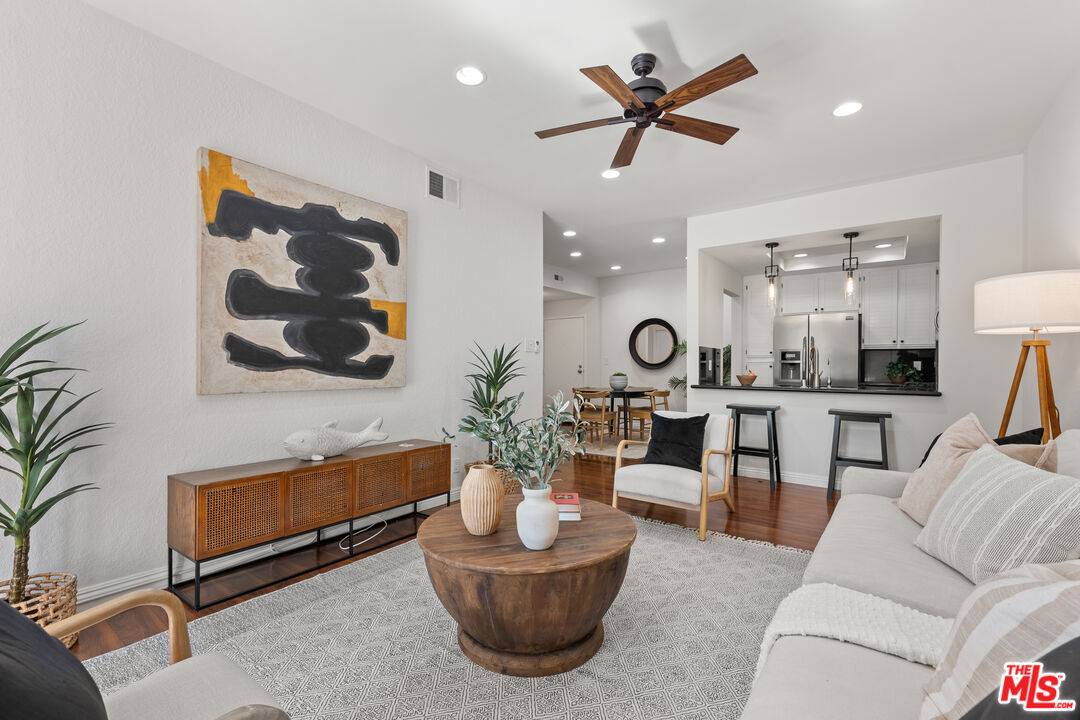 8500 Falmouth Ave 2.0 LA