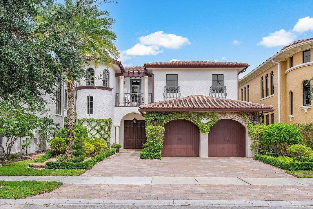 Coming available end of January, this stunning 5 bedroom, 4 bath home is located in the highly sought after Parkland Golf Country Club, blending Mediterranean elegance with contemporary style.
