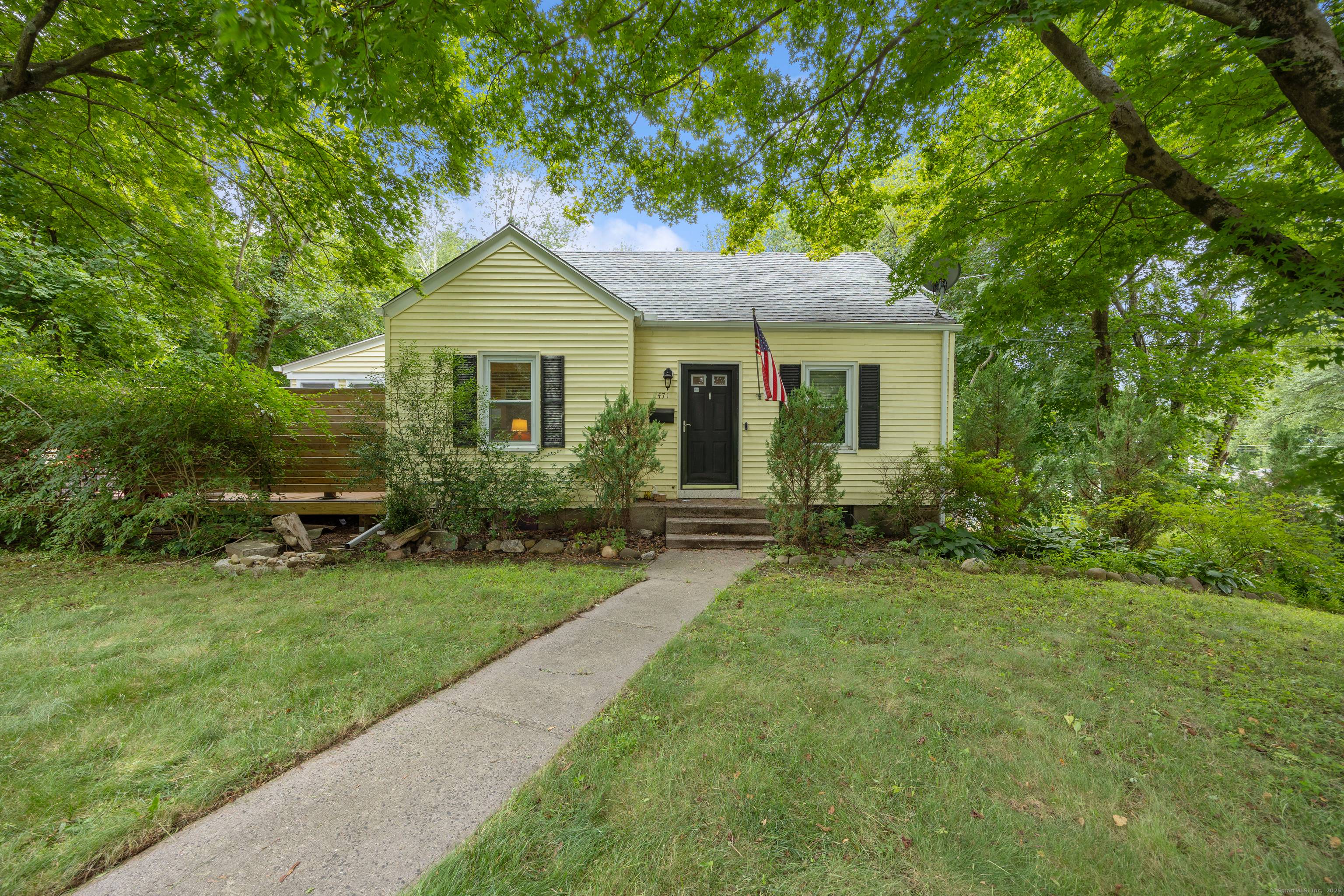 School's back in session, and this Cape is handing out straight A's A brand new deck, Beautiful updates, and Convenience with sidewalks leading to coffee, shops, and trails.