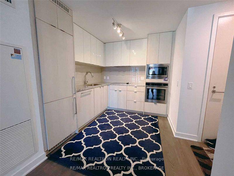 Live In One of The Biggest Two Bedroom Suite With 911 Sqft, In The Centre Of Toronto's King Street West Neighborhood, King Blue Condominiums Delivers The Ultimate In Style, Sophistication, ...