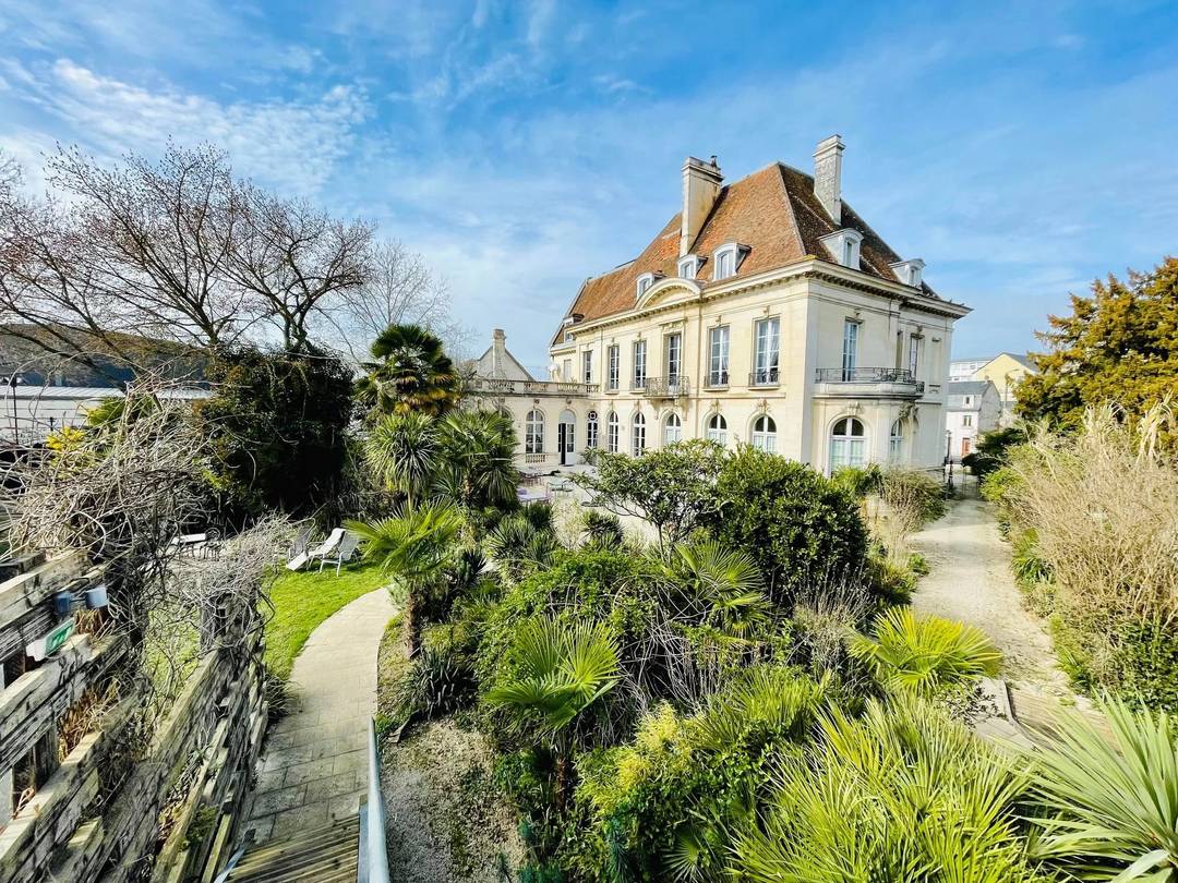 Demeure- CHATELLERAULT