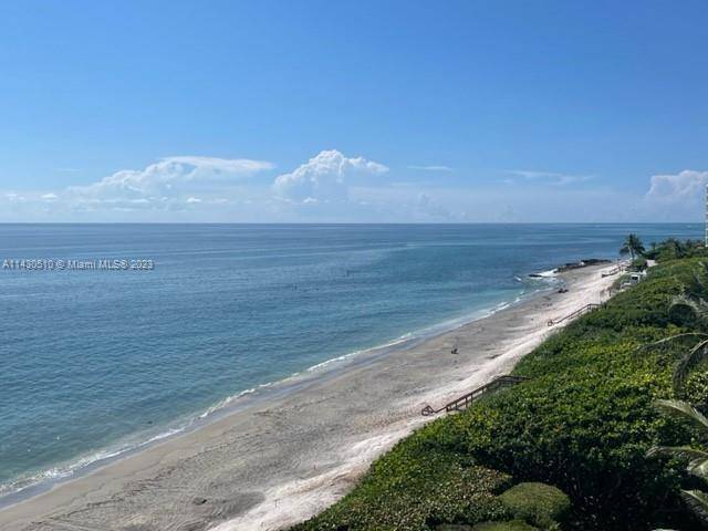 Extremely desirable and hard to find Penthouse B Unit featuring one of the finest views on Jupiter Island !