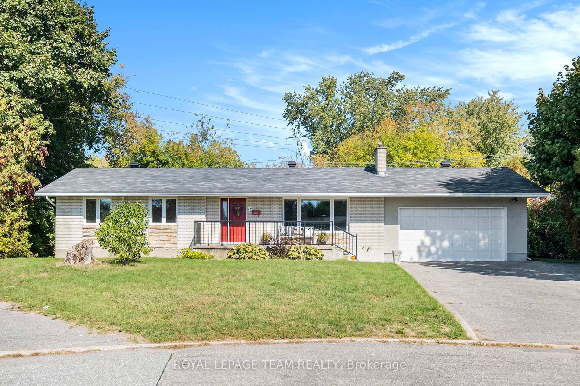 OPEN HOUSE SUN OCT 5th 2 00 4 00pm Welcome to 13 Pritchard Drive your new forever home !