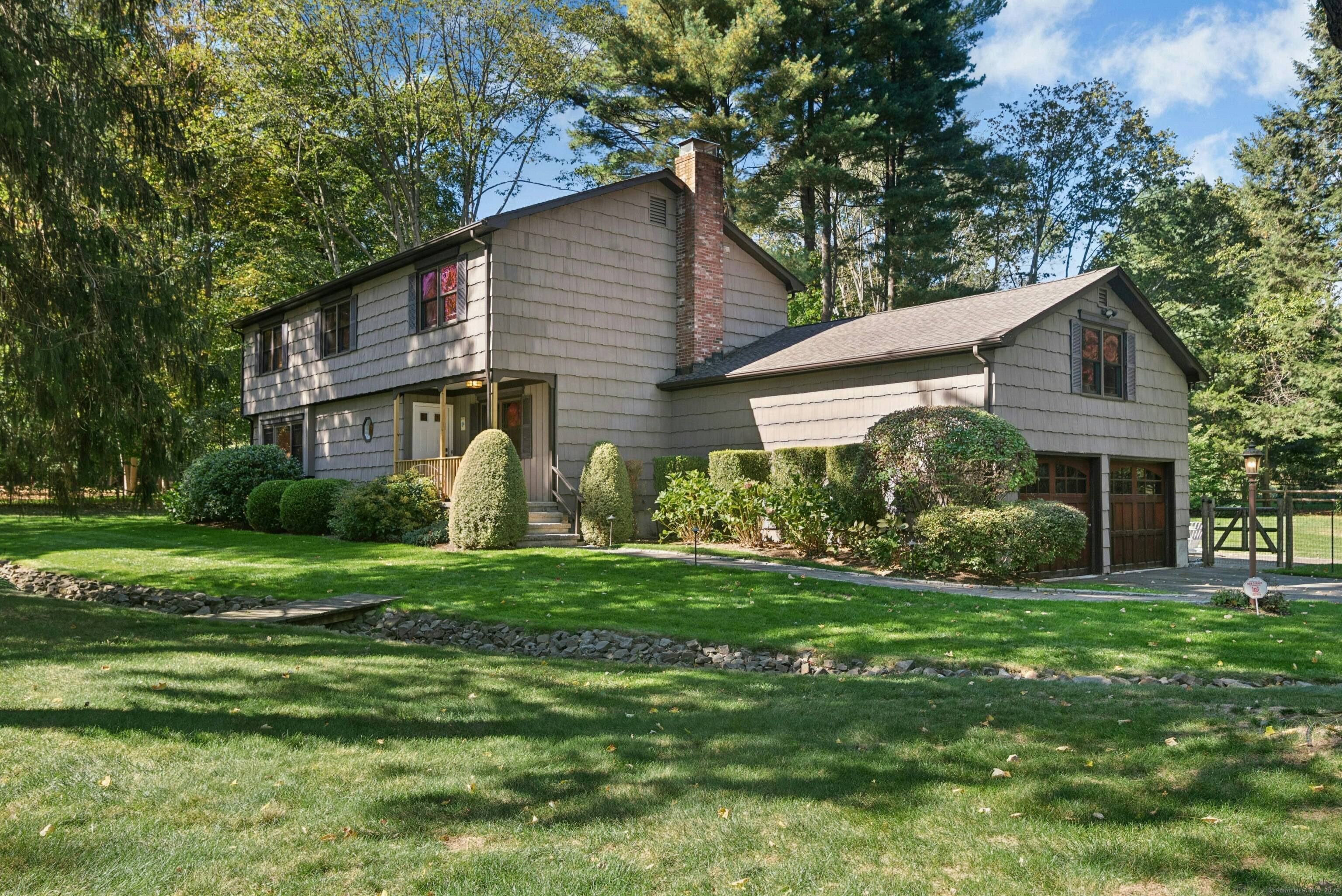 YOU'LL FALL IN LOVE WITH THIS HOME THE MOMENT YOU ENTER THE FRONT DOOR !