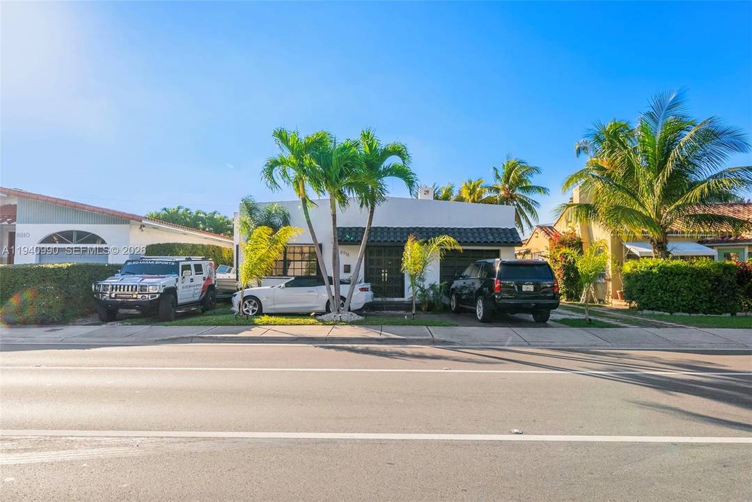 Charming home in Desirable Surfside Area.