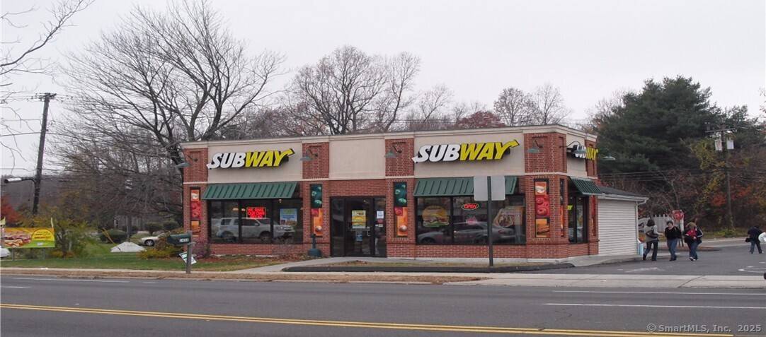 For Lease retail space located in a prime central location, former 25 year Subway tenant !