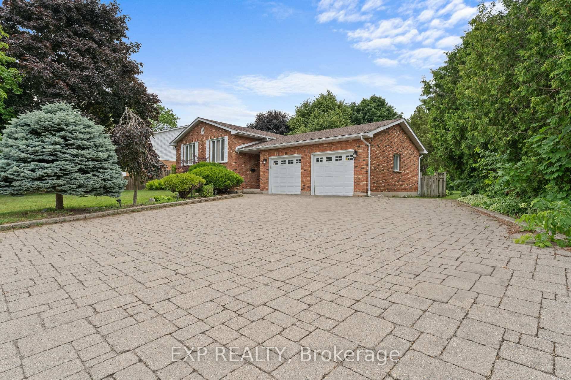 This upgraded amp ; freshly painted 3 2 bed, 3 full bath home offers nearly 2, 500 sqft of finished living space.