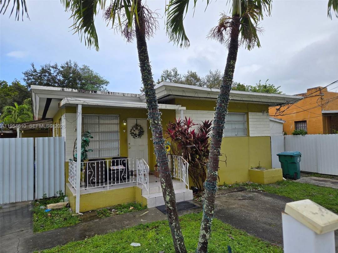 Near Wynwood duplex that is owner occupied will be delivered vacant at closing.