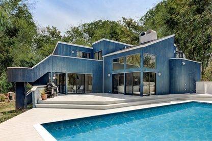 Gorgeous Sag Harbor Home!