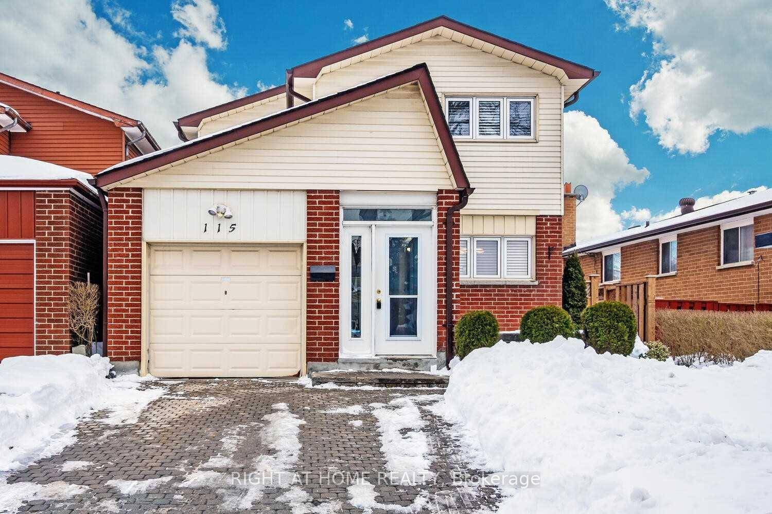 Great Location amp ; Family Oriented, Quiet Safe Neighbourhood.