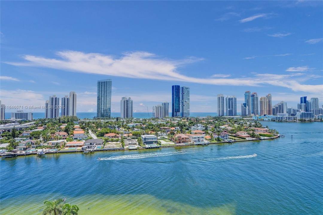 Experience luxury coastal living in this beautifully appointed 2 bedroom, 2.