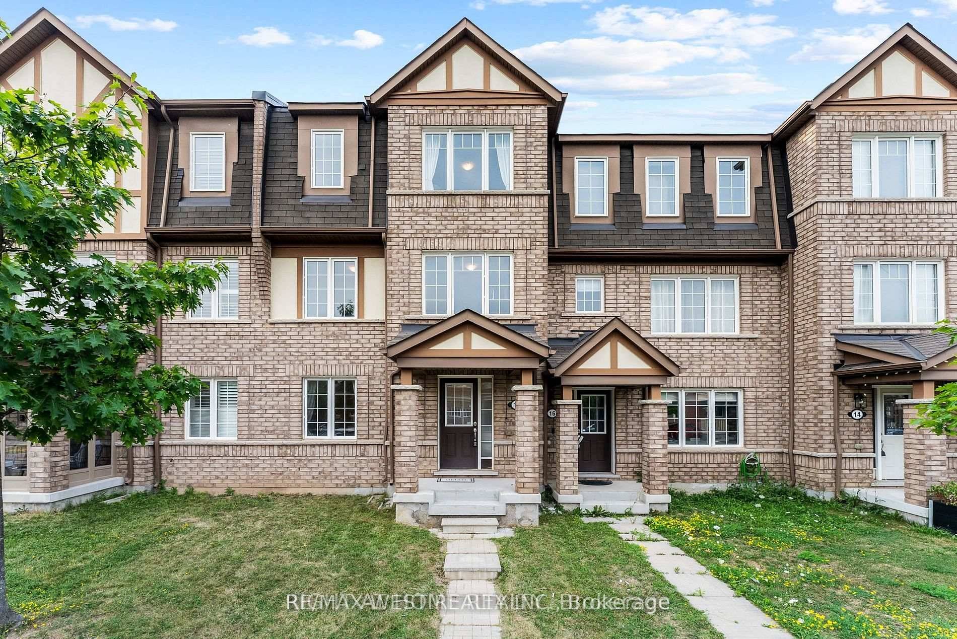 Client RemarksBeautiful 3 Storey Freehold Townhome in Northwest Brampton !