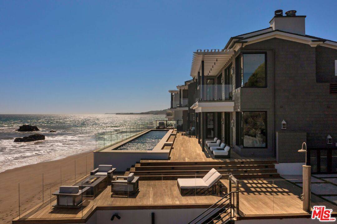 21808   Pacific Coast Hwy Malibu LA