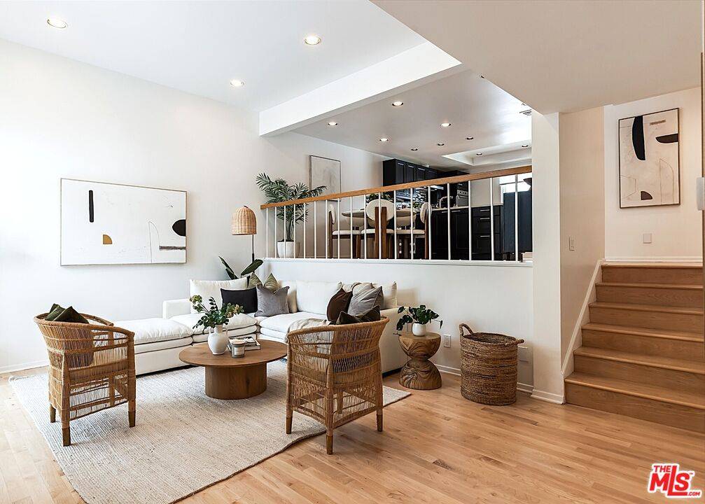 13230 Fiji Way 3BR Marina Del Rey La