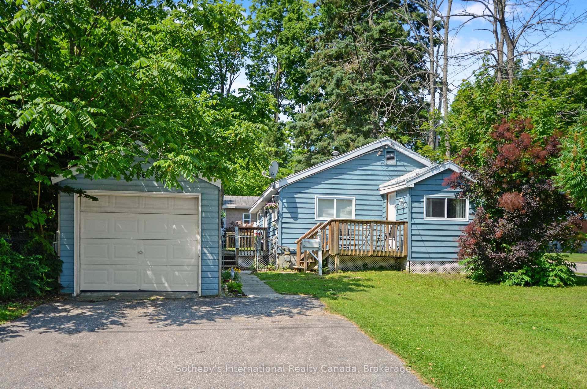 Affordable charm in the heart of Midland !